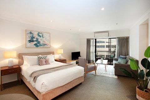 Urban Rest - York St SB - Palm Beach Accommodation 0
