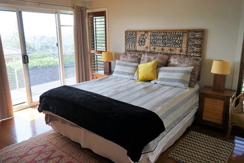 Villa With Views & Pool - Palm Beach Accommodation 3