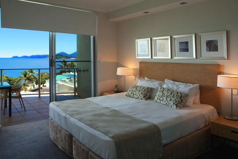Vue Apartments Trinity Beach - Palm Beach Accommodation 3