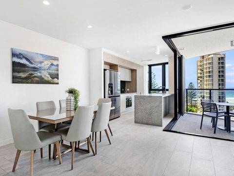 Vue Broadbeach Private 2 Bed Ocean View - Palm Beach Accommodation 0