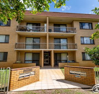 Walk to Surf Beach Club and Shops - Sands Court Boyd St Woorim - Palm Beach Accommodation
