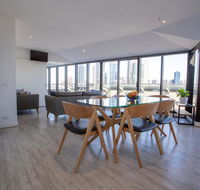 Flinders Luxury Penthouse - Palm Beach Accommodation