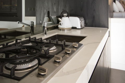 Hepburn Springs Escape - Palm Beach Accommodation 12