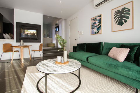 Hepburn Springs Escape - Palm Beach Accommodation 8