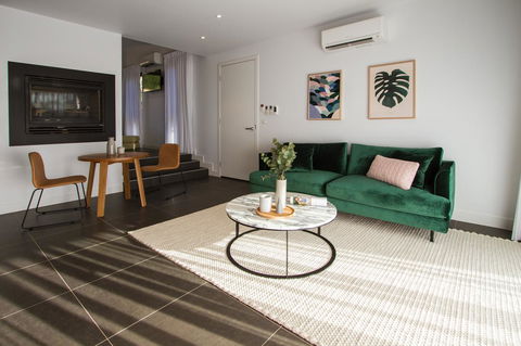 Hepburn Springs Escape - Palm Beach Accommodation 9