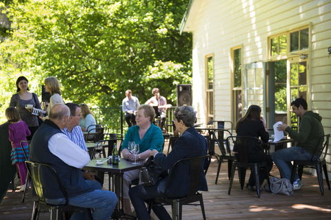 Oscar\'s On The Yarra - Palm Beach Accommodation 10