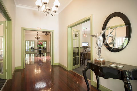 Oscar\'s On The Yarra - Palm Beach Accommodation 8