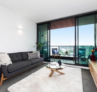 New Boutique Apartment Abode 515 - Palm Beach Accommodation