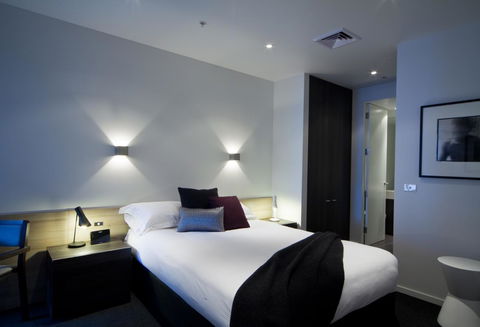 Tyrian Serviced Apartments Fitzroy - Palm Beach Accommodation 5