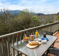 Healesville Apartments - Palm Beach Accommodation