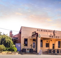Albion Hotel and Motel Castlemaine - Palm Beach Accommodation