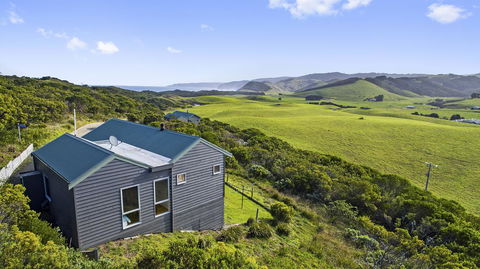 Johanna Seaside Cottages - Palm Beach Accommodation 10