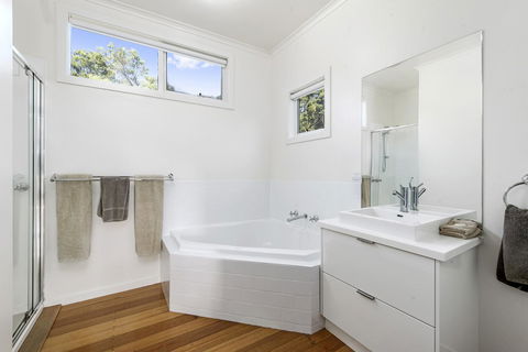 Johanna Seaside Cottages - Palm Beach Accommodation 5