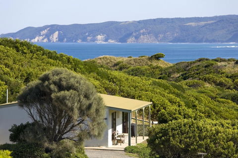 Johanna Seaside Cottages - Palm Beach Accommodation 2