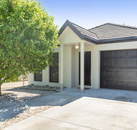Black Lotus Townhouse - Palm Beach Accommodation