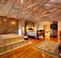 Ditto Daddy's - Palm Beach Accommodation