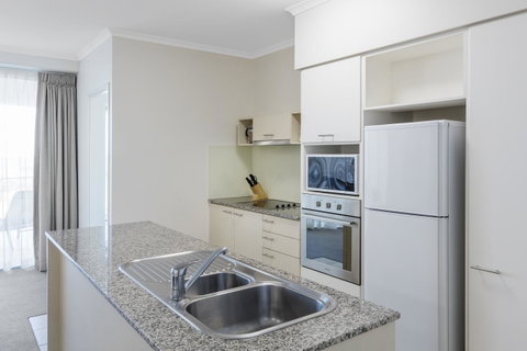 Ramada By Wyndham Marcoola Beach - Palm Beach Accommodation 9