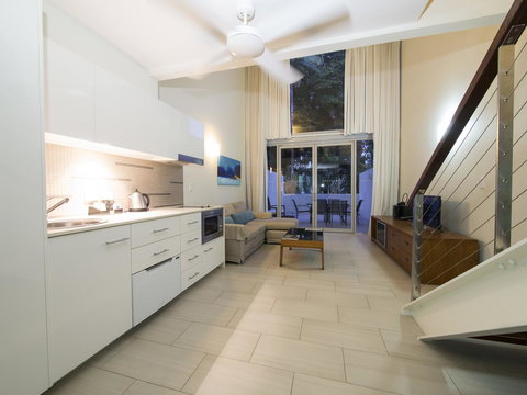 Drift Palm Cove - Palm Beach Accommodation 6