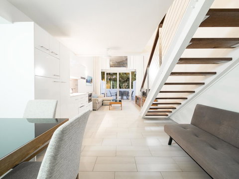 Drift Palm Cove - Palm Beach Accommodation 4