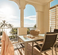 Sea Change Beachfront Apartments - Palm Beach Accommodation