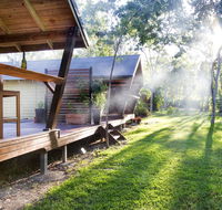 Airlie Beach Eco Cabins - Palm Beach Accommodation