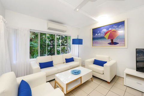 By The Sea Port Douglas - Palm Beach Accommodation 0