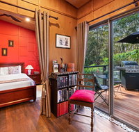 Noosa Hinterland Retreat - Palm Beach Accommodation