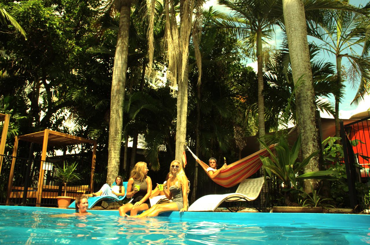Manoora QLD Palm Beach Accommodation