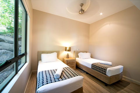 Whitsunday Reflections - Palm Beach Accommodation 5