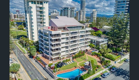 Surfers Chalet - Palm Beach Accommodation 30