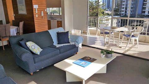Surfers Chalet - Palm Beach Accommodation 19