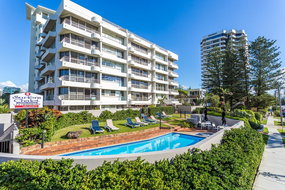 Book Surfers Paradise Accommodation Palm Beach Accommodation Palm Beach Accommodation
