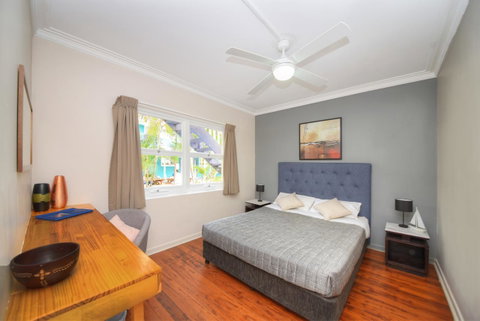 Backpackers In Paradise 18-35 Hostel - Palm Beach Accommodation 1
