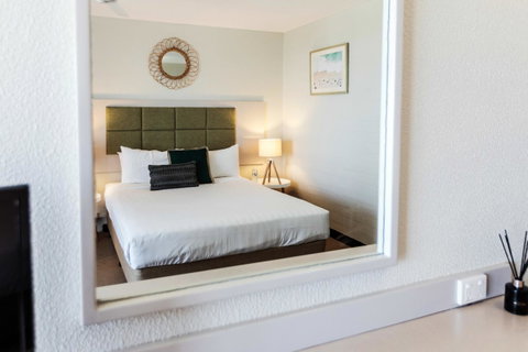 Greenmount Beach House - Palm Beach Accommodation 7