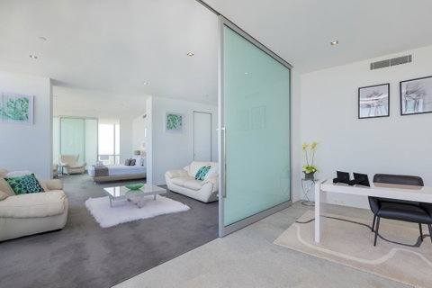 Q1 Resort & Spa - Official - Palm Beach Accommodation 40