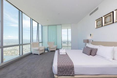 Q1 Resort & Spa - Official - Palm Beach Accommodation 11