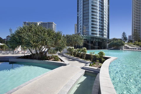 Q1 Resort & Spa - Official - Palm Beach Accommodation 4