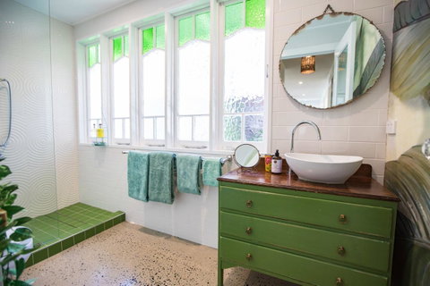 Jamaica Beach House - Palm Beach Accommodation 37