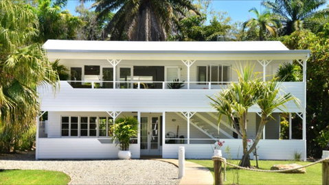 Jamaica Beach House - Palm Beach Accommodation 41