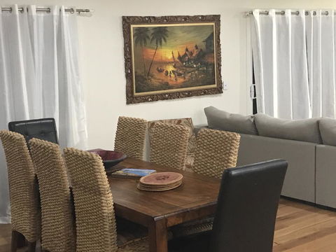 Whitsunday Luxury Homes - Palm Beach Accommodation 28