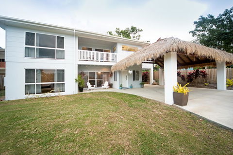 Whitsunday Luxury Homes - Palm Beach Accommodation 6