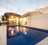 Whitsunday Luxury Homes - Palm Beach Accommodation