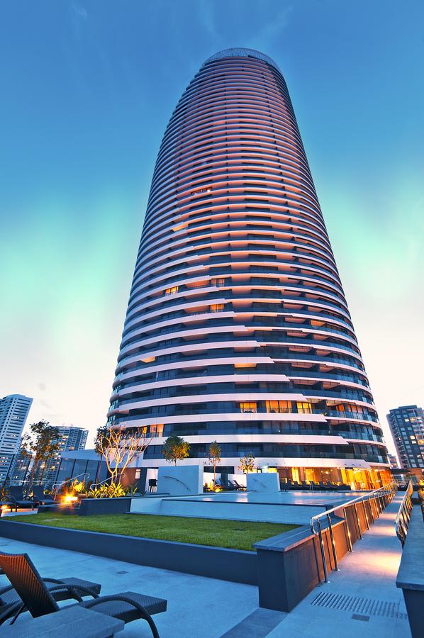 Broadbeach QLD Palm Beach Accommodation