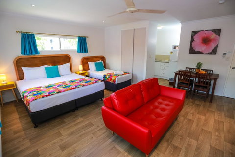 Port Douglas Motel - Palm Beach Accommodation 2