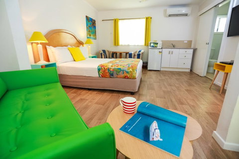 Port Douglas Motel - Palm Beach Accommodation 16