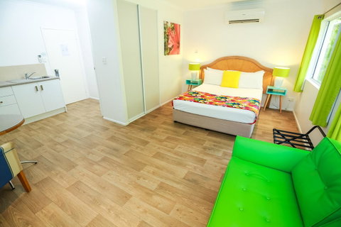 Port Douglas Motel - Palm Beach Accommodation 10