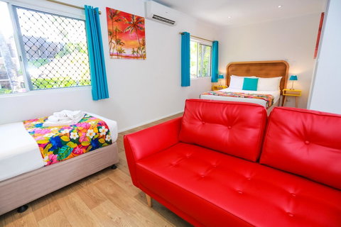 Port Douglas Motel - Palm Beach Accommodation 5