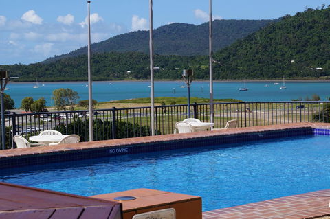 Ocean Views At Whitsunday Terraces Resort - Palm Beach Accommodation 3
