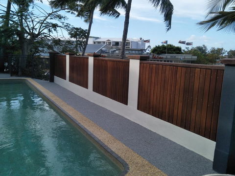 Airlie Seaview Apartments - Palm Beach Accommodation 19