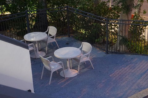 Airlie Seaview Apartments - Palm Beach Accommodation 16